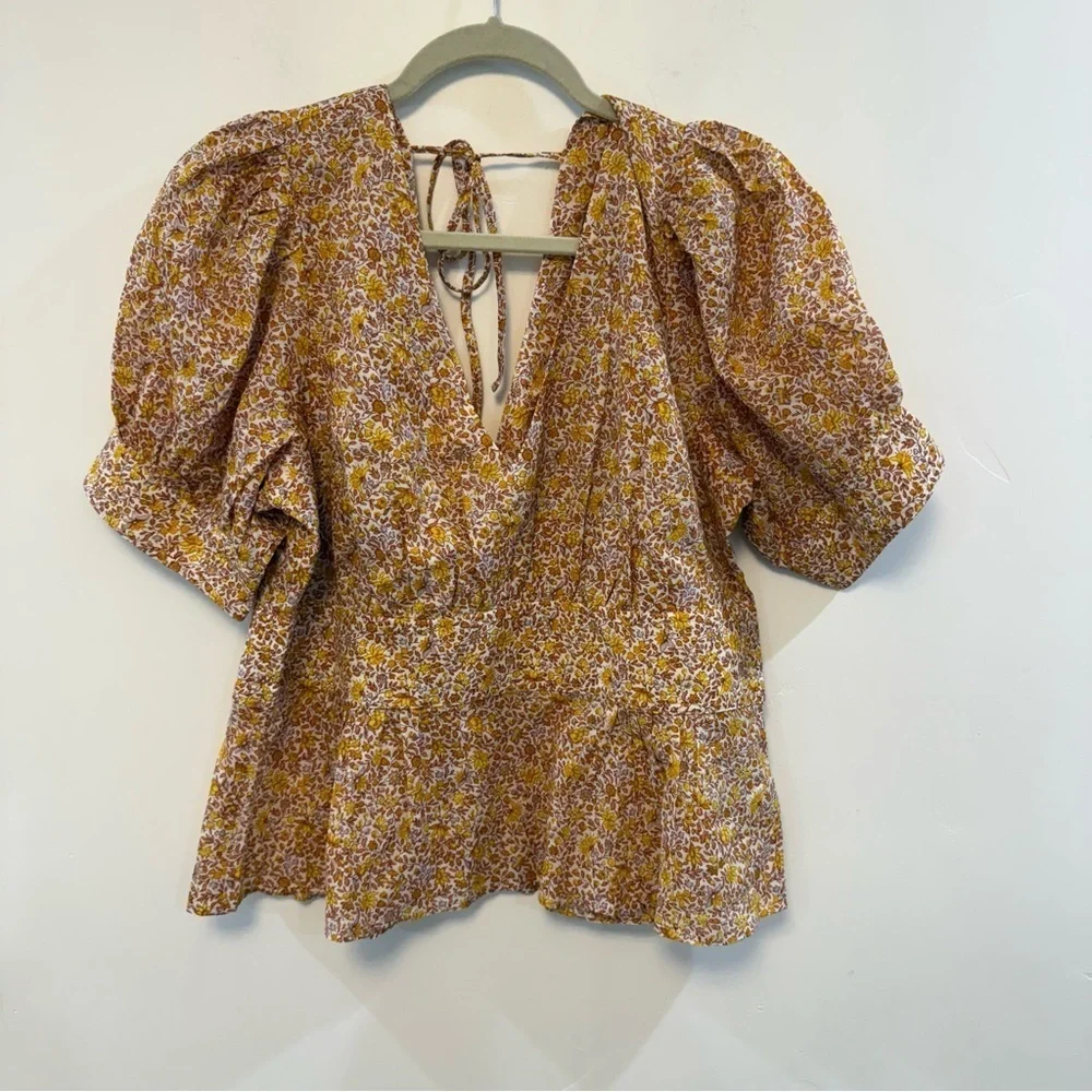 J. CREW puff Sleeve V Neck Top In Scattered Blooms NWT